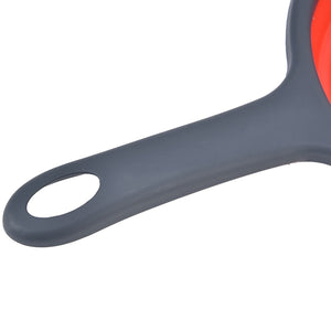 4PCS Collapsible Colander with a dark grey plastic handle and oval hanging hole beside a red colander rim