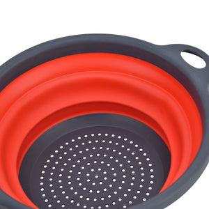 4PCS Collapsible Colander set in red and charcoal plastic, with a perforated base, flexible sides and hanging handle