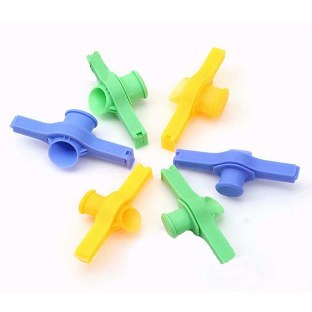 Random Food Bag sealing clips in blue, green and yellow polypropylene with built-in pouring nozzles and clamp arms