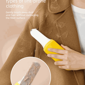 Banana-Shaped Lint Remover – Dual-Sided, 6 Adhesive Rolls (Green)